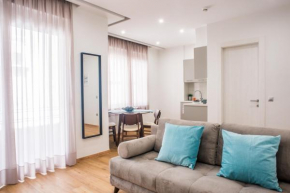 A23 Sunny & Cosy suite with balcony near Parthenon